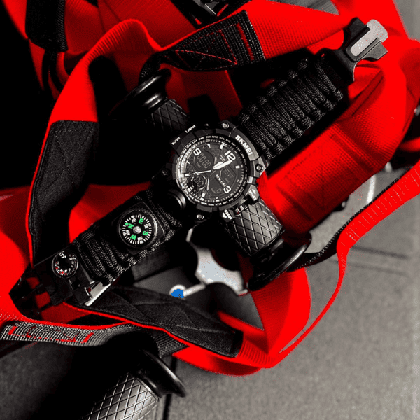 SKMEI 1155 Comando Táctico y de Supervivencia Reloj Resistente con Descuento 50 Porciento