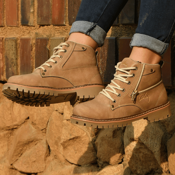 Bota VLZ Alena Ultimas Unidades Diseño Moderno y Comodidad Superior